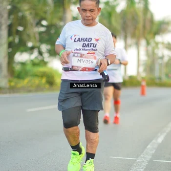 Runner Photo 7747547