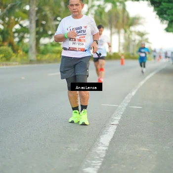Runner Photo 7747550
