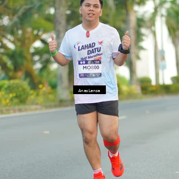 Runner Photo 7747565