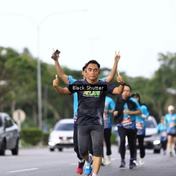 Runner Photo 7747566