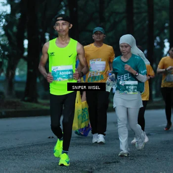 Runner Photo 7747580