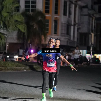 Runner Photo 7747591