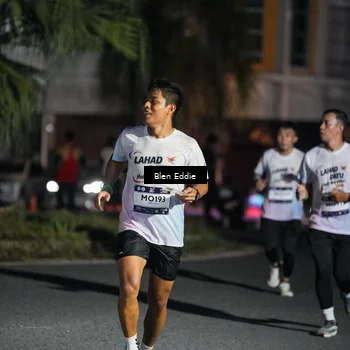 Runner Photo 7747609