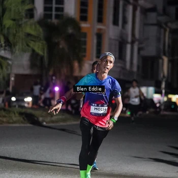 Runner Photo 7747613