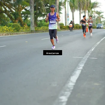 Runner Photo 7747638