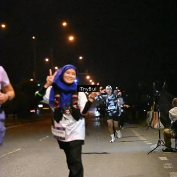 Runner Photo 7747653