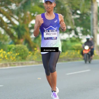 Runner Photo 7747656