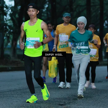 Runner Photo 7747657