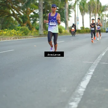 Runner Photo 7747658