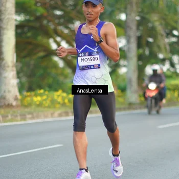 Runner Photo 7747671