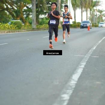 Runner Photo 7747688