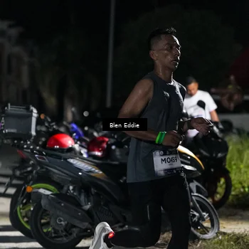 Runner Photo 7747724