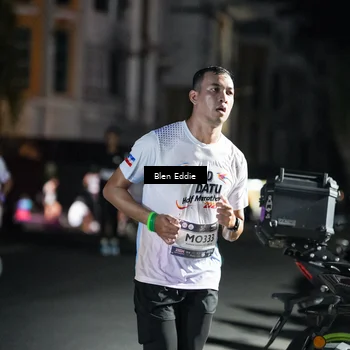 Runner Photo 7747730