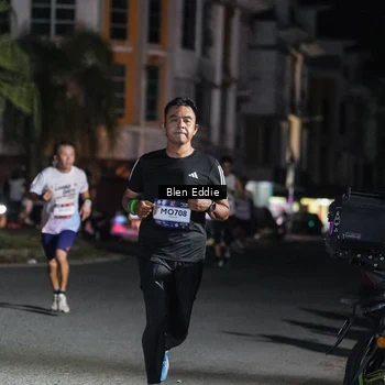 Runner Photo 7747736