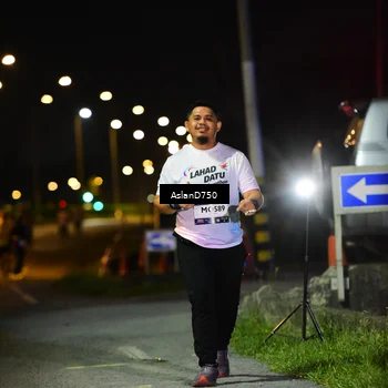 Runner Photo 7747748