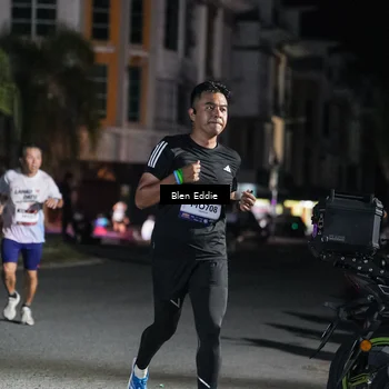 Runner Photo 7747754