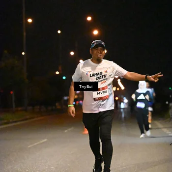 Runner Photo 7747779