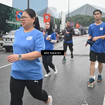 Runner Photo 7747780
