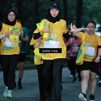 Runner Photo 7747789