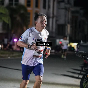Runner Photo 7747799