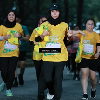 Runner Photo 7747804