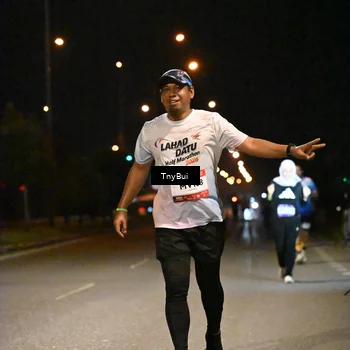 Runner Photo 7747809
