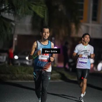 Runner Photo 7747835