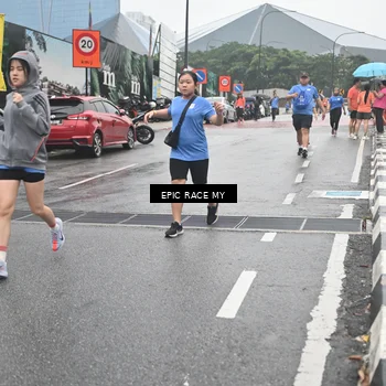 Runner Photo 7747844