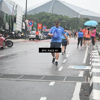 Runner Photo 7747869