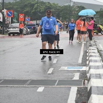 Runner Photo 7747873