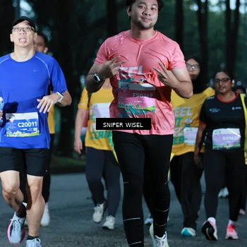 Runner Photo 7747891