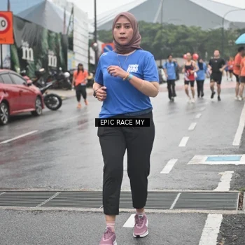 Runner Photo 7747903