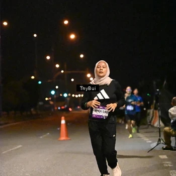 Runner Photo 7747907