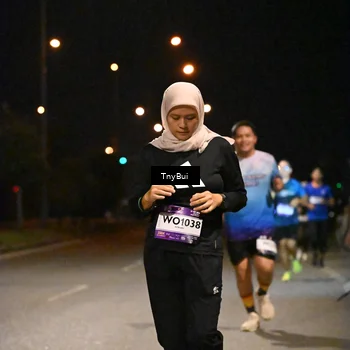 Runner Photo 7747930
