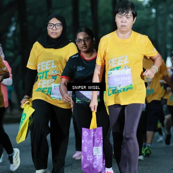 Runner Photo 7747940