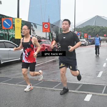 Runner Photo 7747953