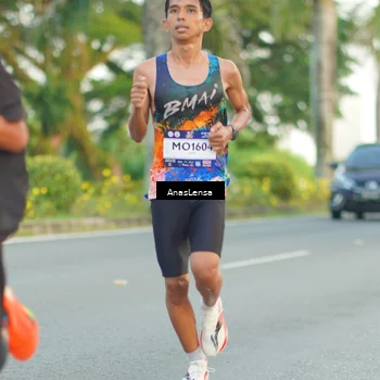 Runner Photo 7747955