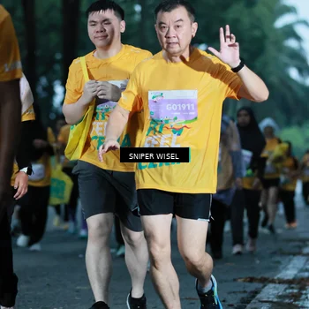 Runner Photo 7747973