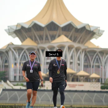 Runner Photo 7747975