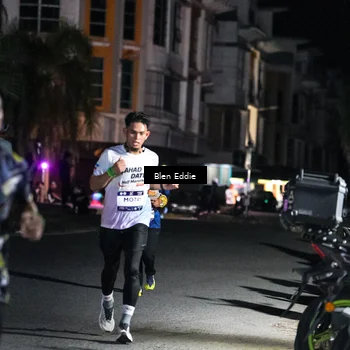 Runner Photo 7747976