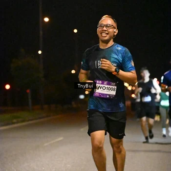 Runner Photo 7747988