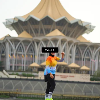 Runner Photo 7748004