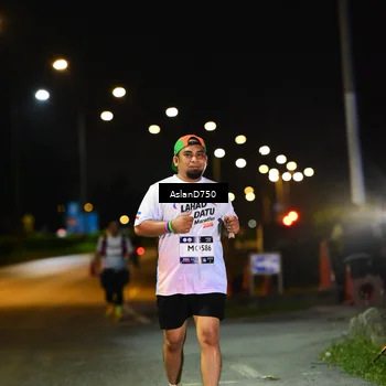 Runner Photo 7748006