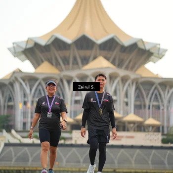 Runner Photo 7748014