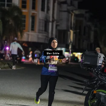 Runner Photo 7748018