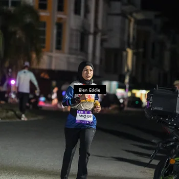 Runner Photo 7748021