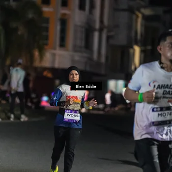 Runner Photo 7748022