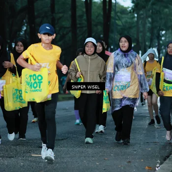 Runner Photo 7748026
