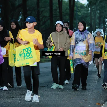 Runner Photo 7748036