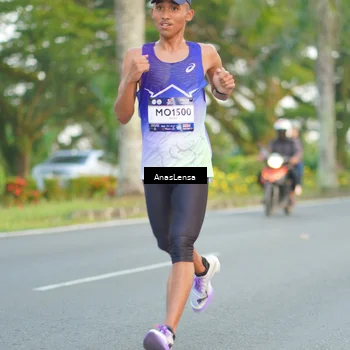 Runner Photo 7748047